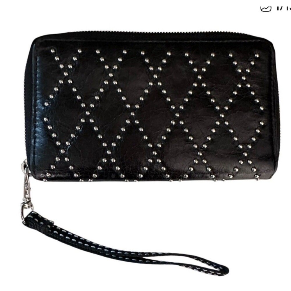 HOBO INTERNATIONAL black SOFT LEATHER ZIP AROUND STUDDED WALLET - Picture 1 of 16